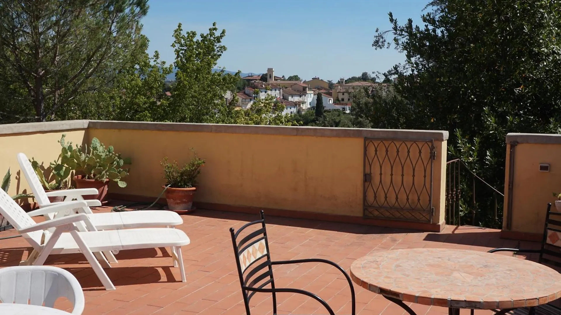 Villa Silvestri Fauglia Lägenhet